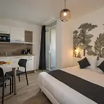 Aparthotel Lagrange Saint Sauveur 3*