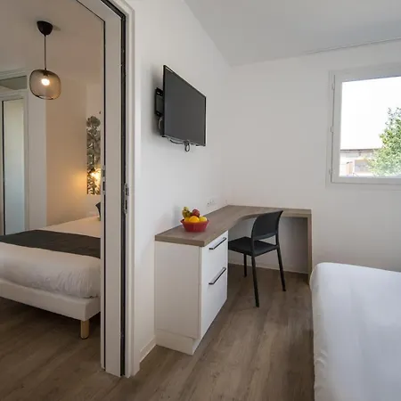 Hotel apartamentowy Lagrange Saint Sauveur 3*