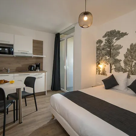 Hotel apartamentowy Lagrange Saint Sauveur 3*