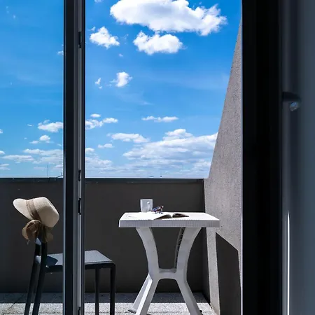 Hotel apartamentowy Lagrange Saint Sauveur 3*