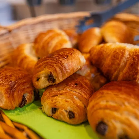 Lagrange Saint Sauveur 3*