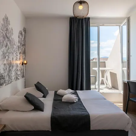 Lagrange Saint Sauveur Miluza