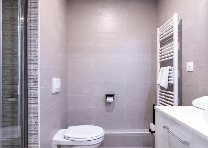 Lagrange Saint Sauveur 3*